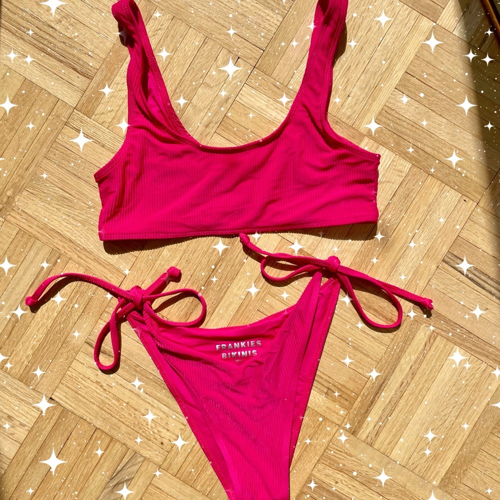 Frankie’s Bikinis Bikini Set